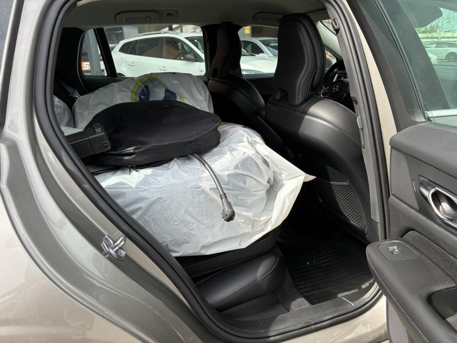 VOLVO V60 2020