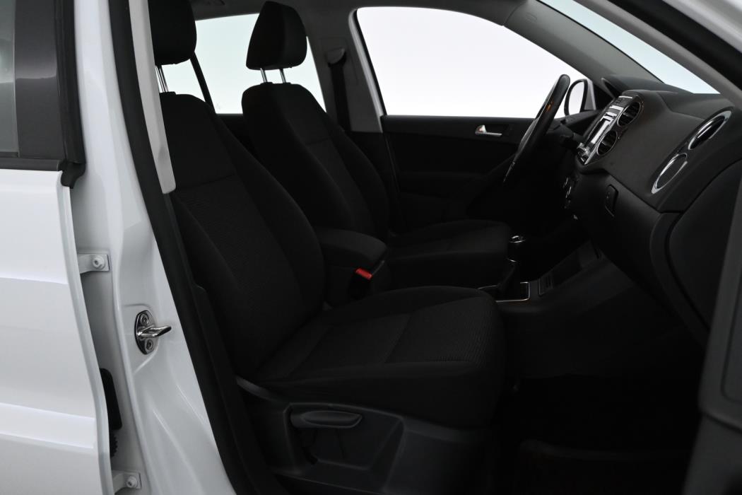 VOLKSWAGEN Tiguan 2014