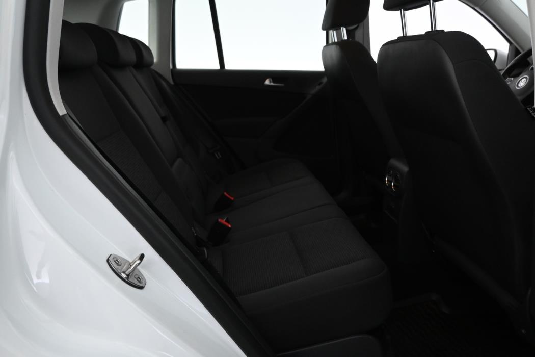 VOLKSWAGEN Tiguan 2014