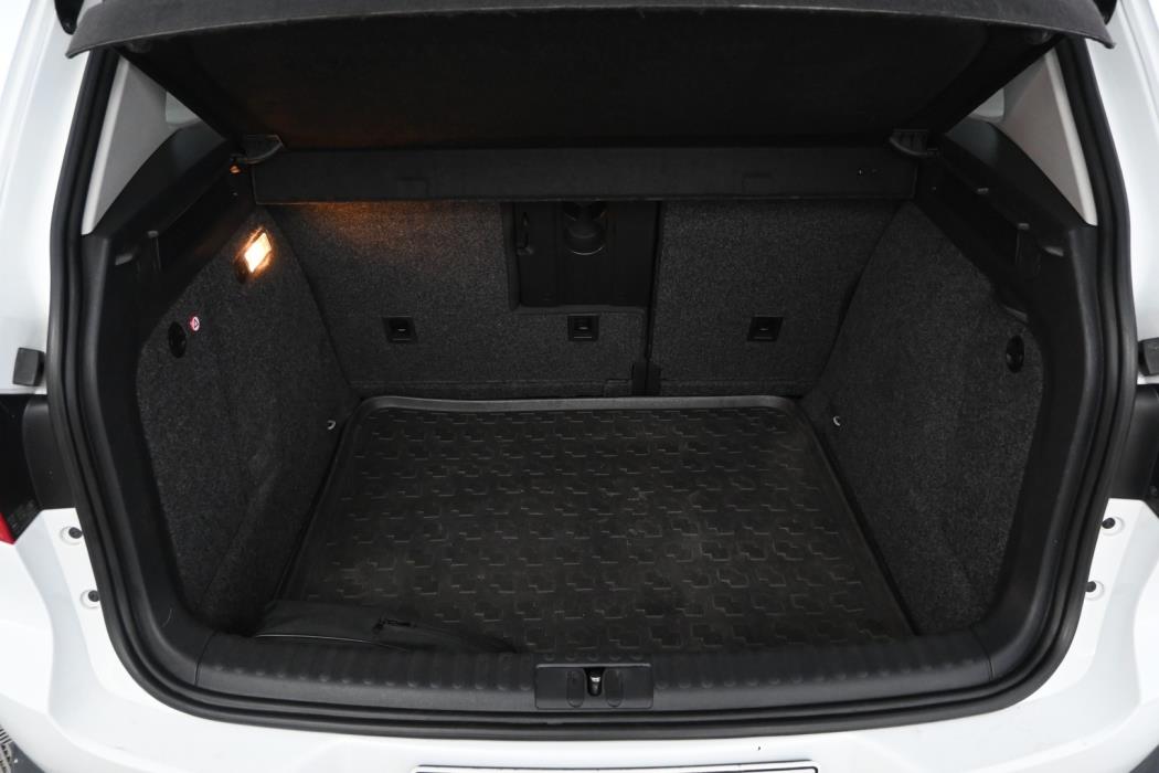 VOLKSWAGEN Tiguan 2014
