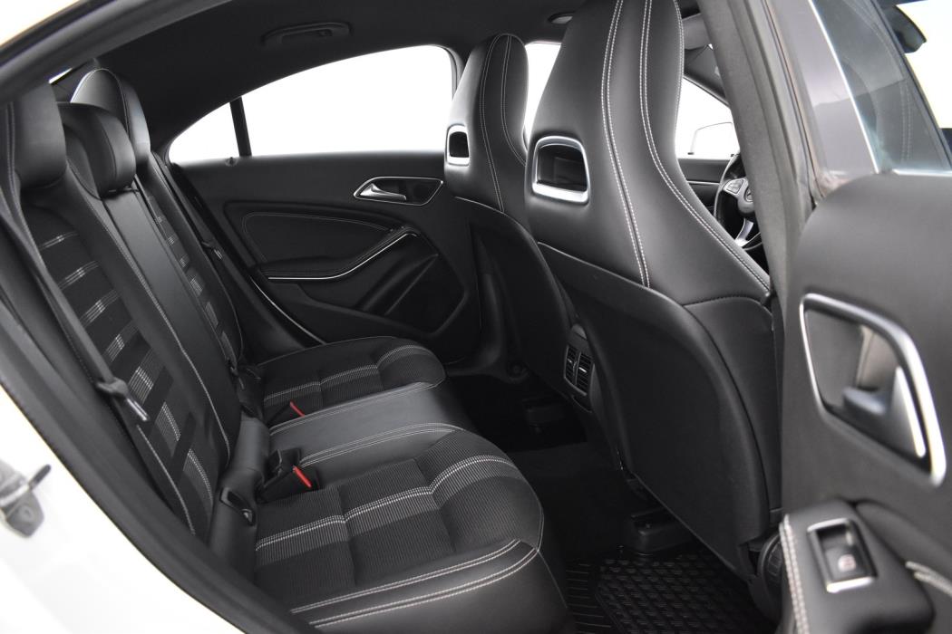MERCEDES-BENZ CLA 2018