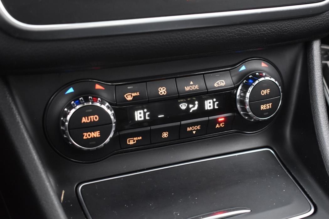 MERCEDES-BENZ CLA 2018