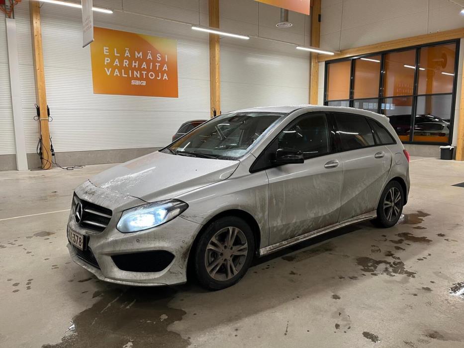 MERCEDES-BENZ B 2016