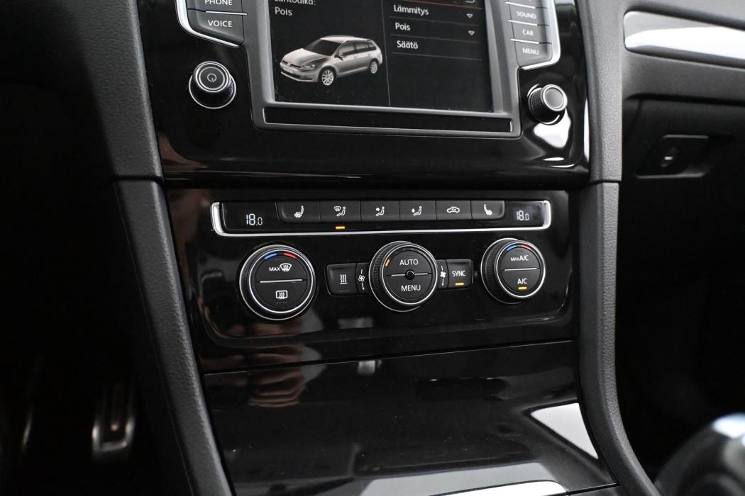 VOLKSWAGEN Golf 2016