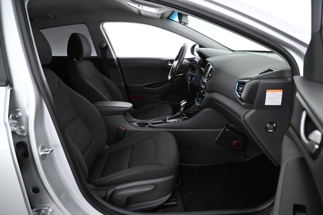 HYUNDAI IONIQ hybrid 2017