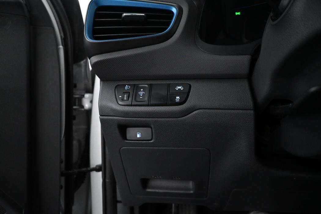 HYUNDAI IONIQ hybrid 2017