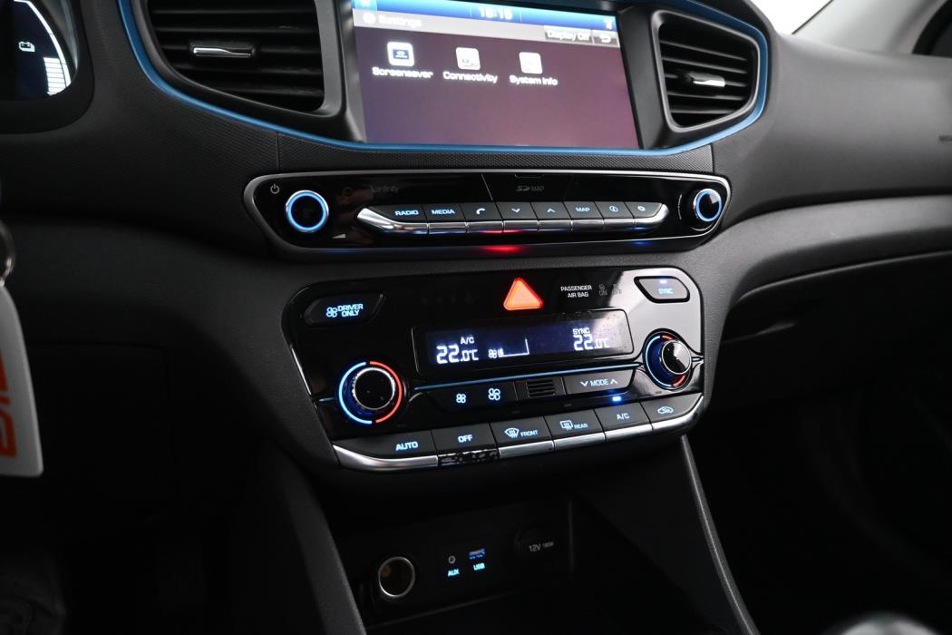 HYUNDAI IONIQ hybrid 2017