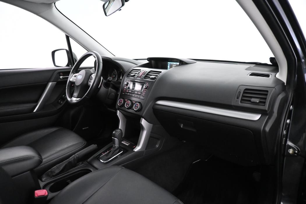 SUBARU Forester 2013