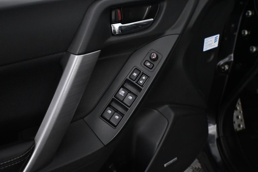 SUBARU Forester 2013