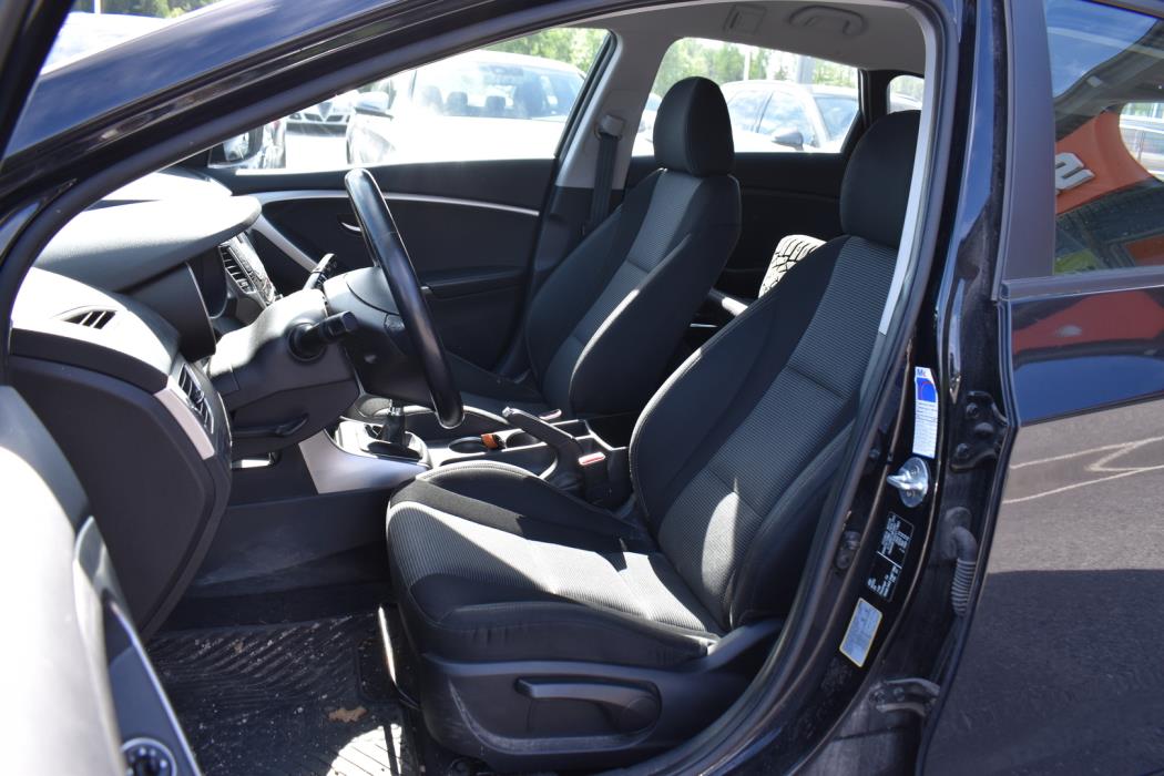 HYUNDAI I30 2016