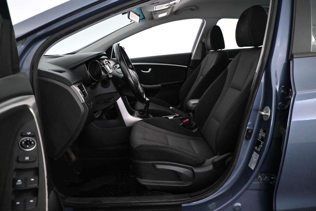 HYUNDAI i30 Wagon 2013