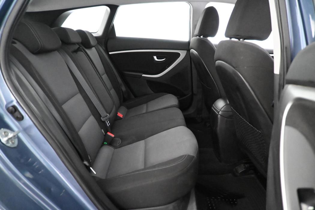 HYUNDAI i30 Wagon 2013