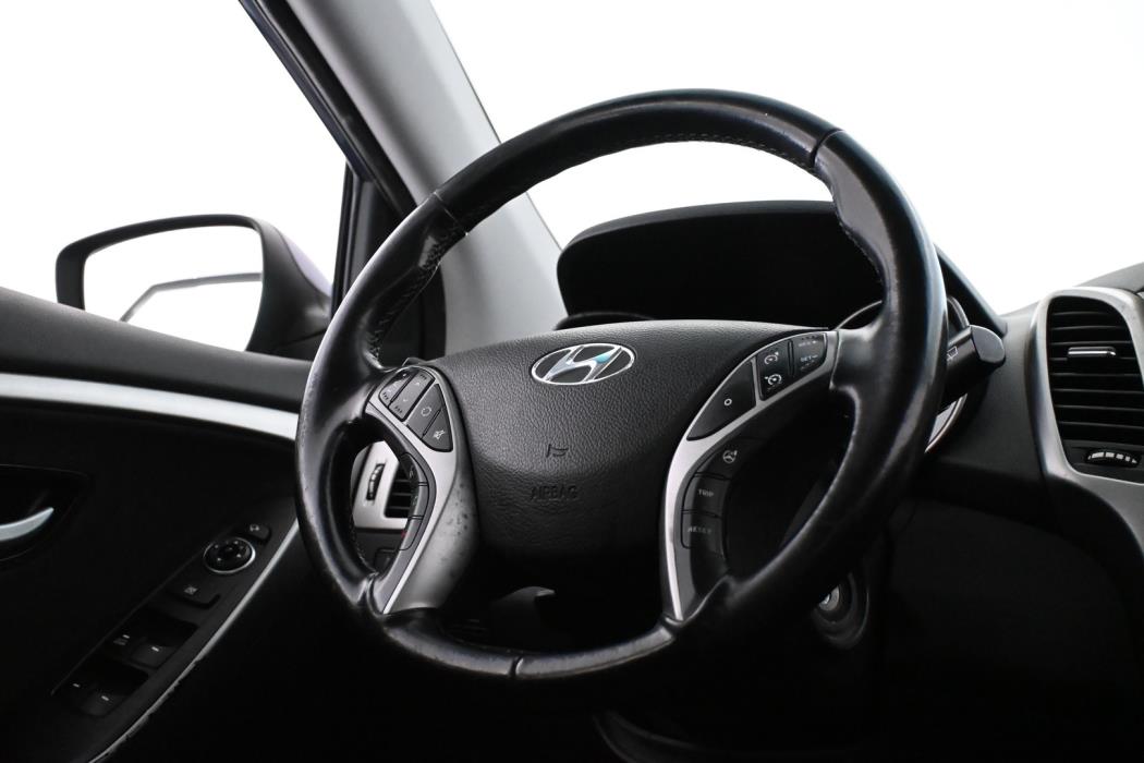 HYUNDAI i30 Wagon 2013