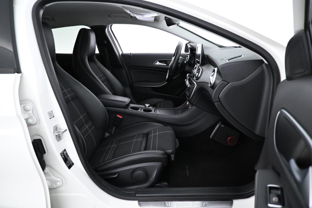 MERCEDES-BENZ GLA 2017