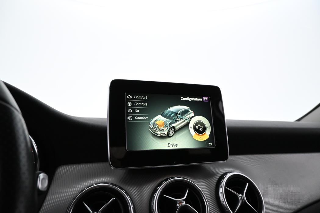 MERCEDES-BENZ GLA 2017