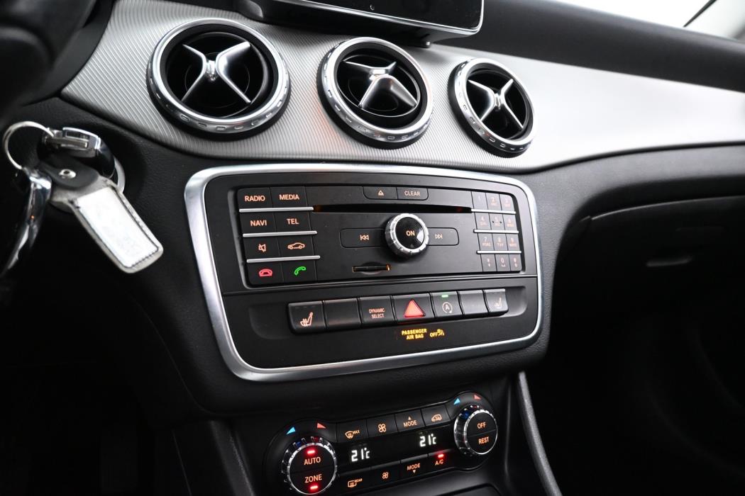 MERCEDES-BENZ GLA 2017