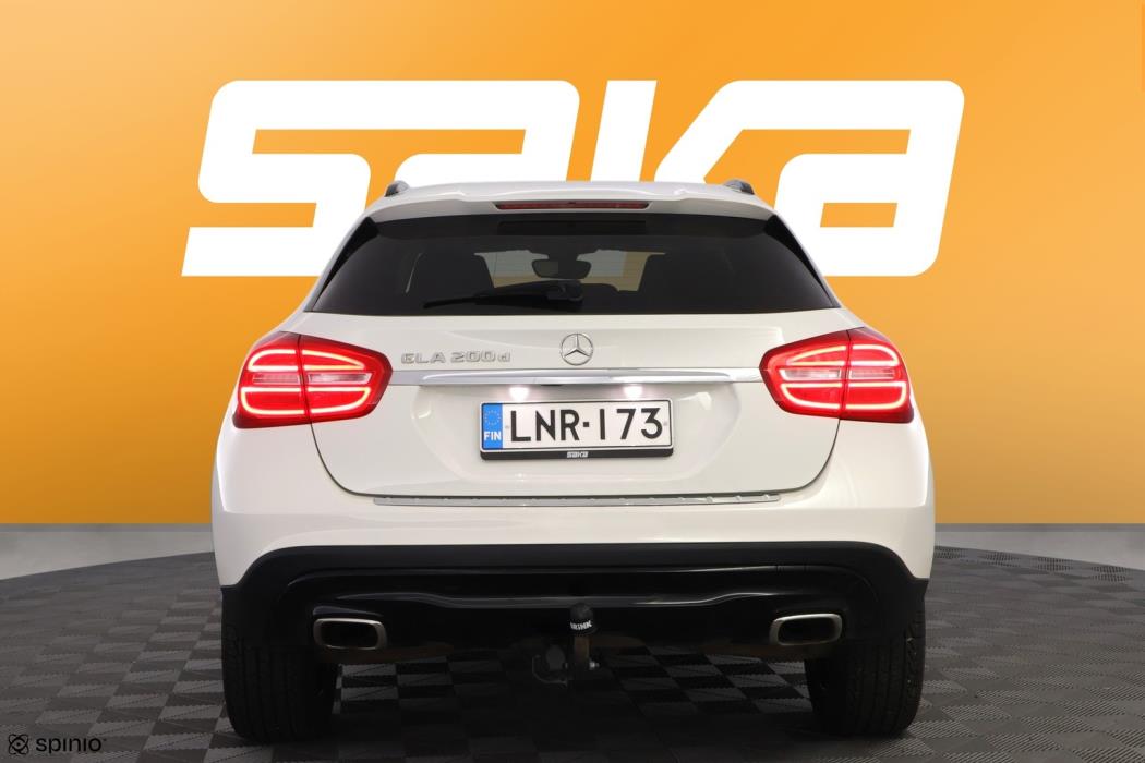 MERCEDES-BENZ GLA 2017