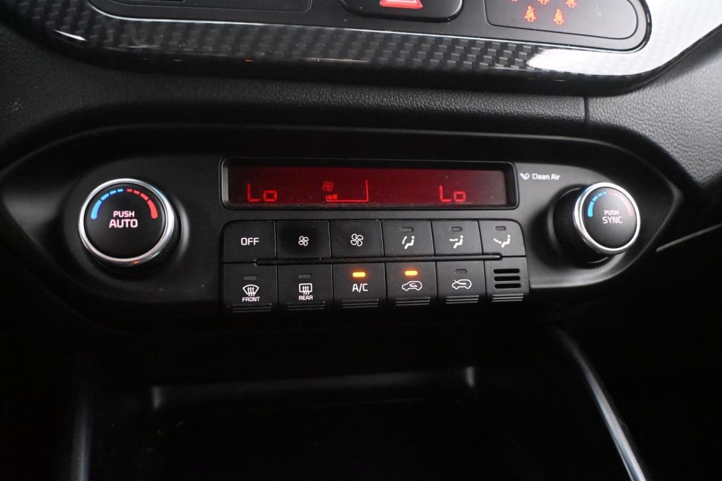 KIA Carens 2017