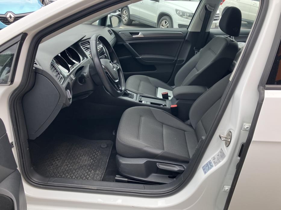 VOLKSWAGEN Golf 2019