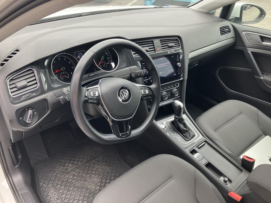 VOLKSWAGEN Golf 2019