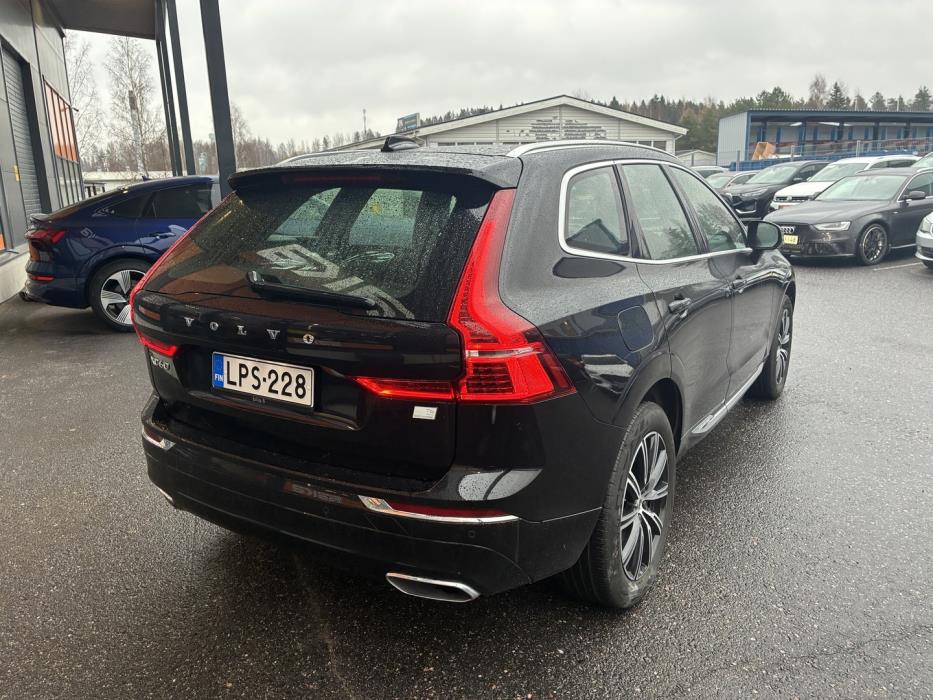 VOLVO XC60 2021