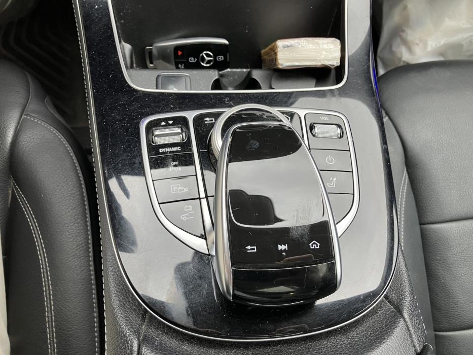 MERCEDES-BENZ E 2019