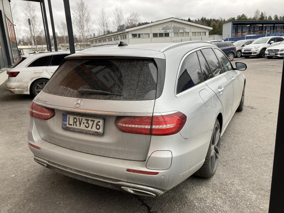 MERCEDES-BENZ E 2019