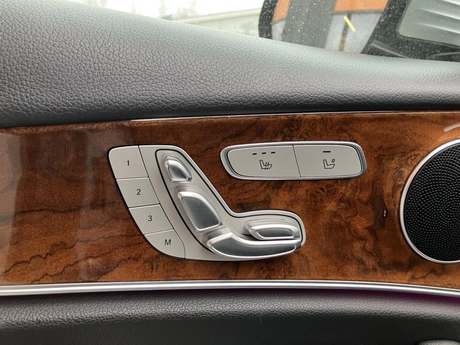 MERCEDES-BENZ E 2019