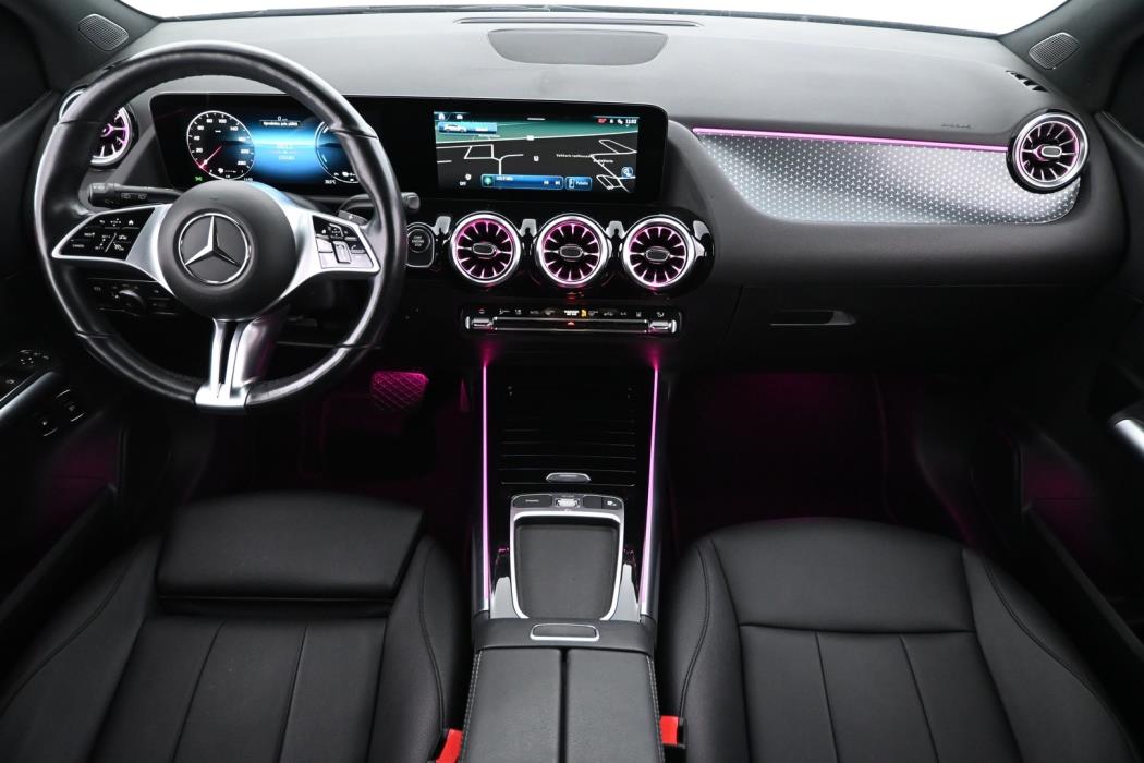 MERCEDES-BENZ B 2023