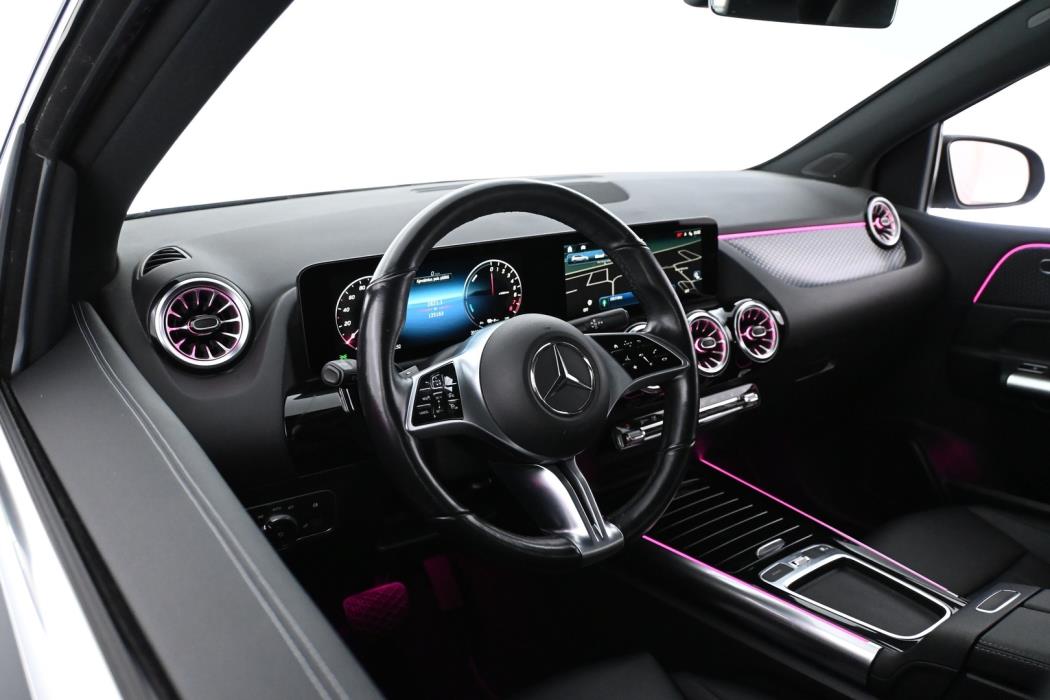 MERCEDES-BENZ B 2023