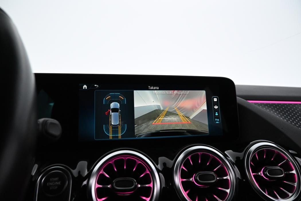 MERCEDES-BENZ B 2023