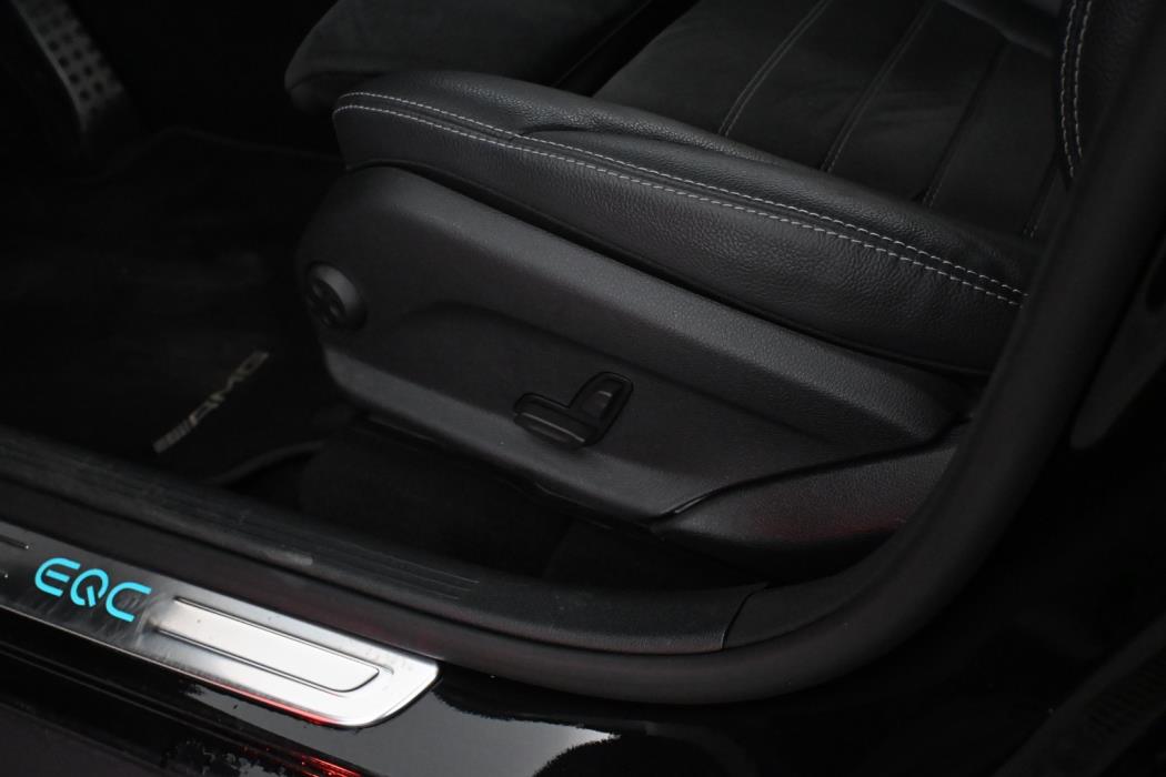 MERCEDES-BENZ EQC 2021