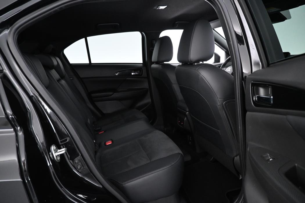 MITSUBISHI Eclipse Cross 2024