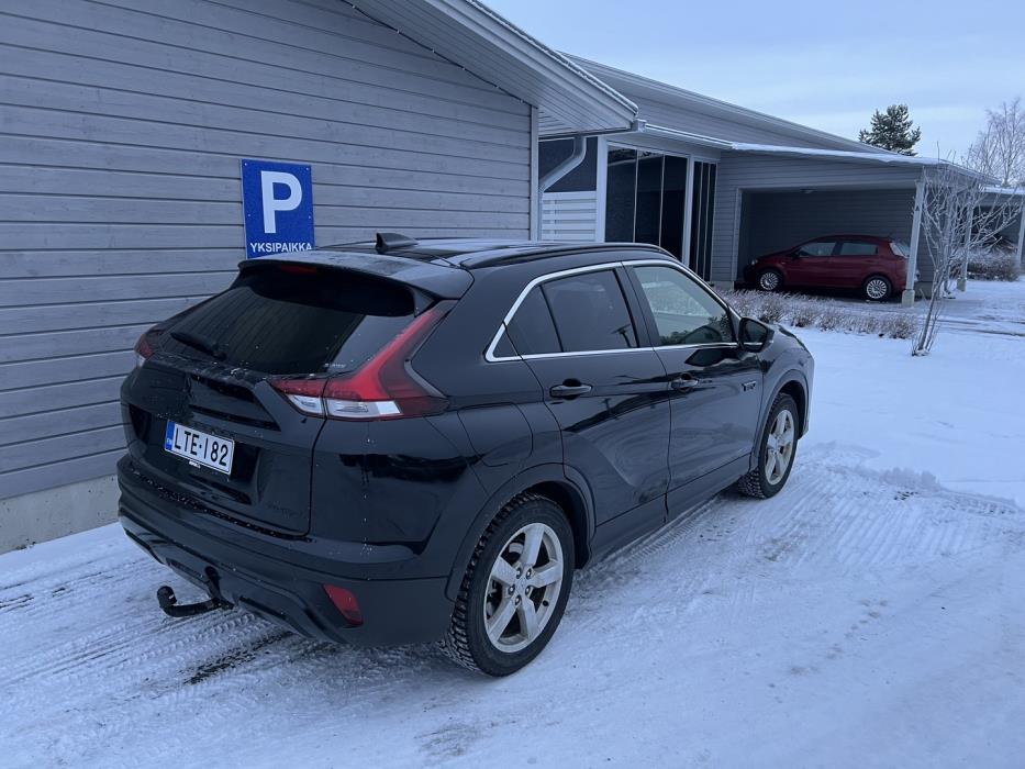 MITSUBISHI Eclipse 2024