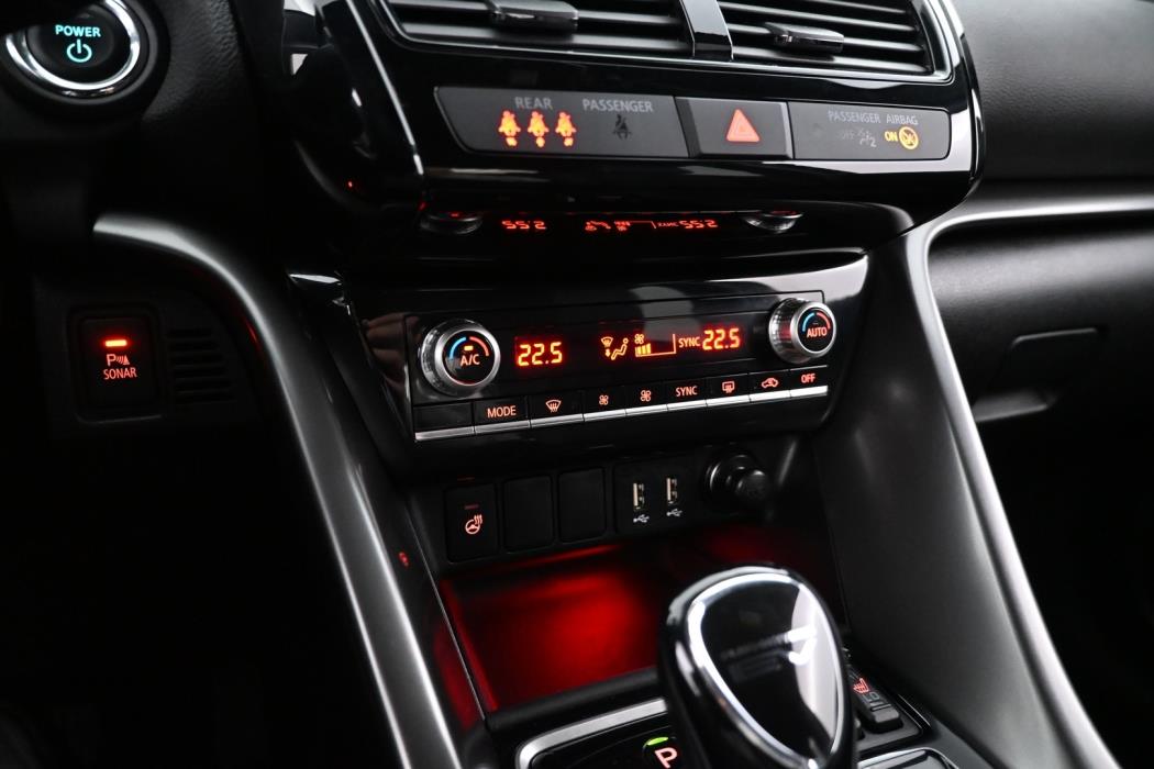 MITSUBISHI Eclipse Cross 2024