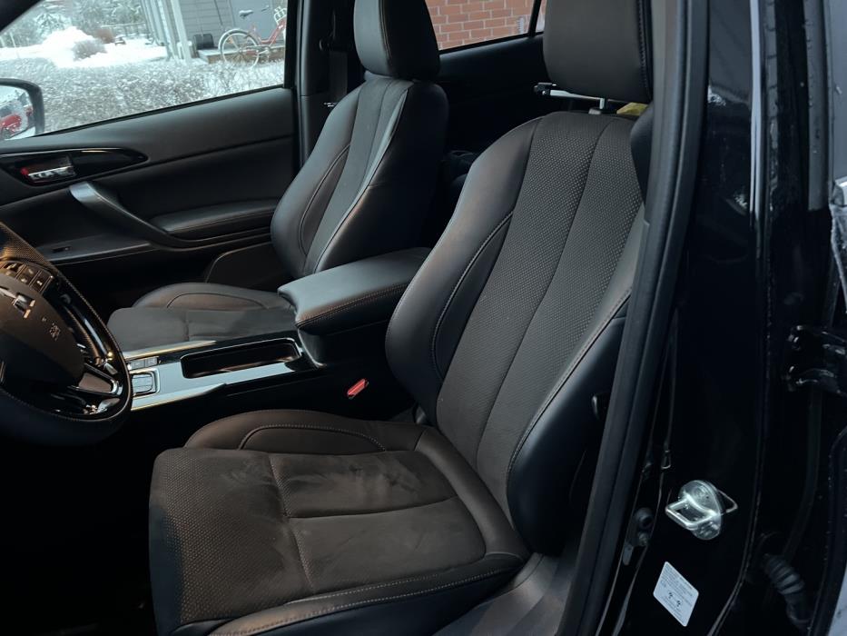 MITSUBISHI Eclipse 2024