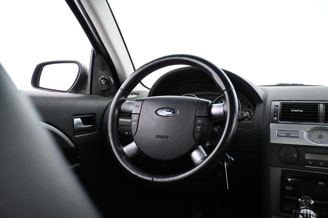FORD Mondeo 2005