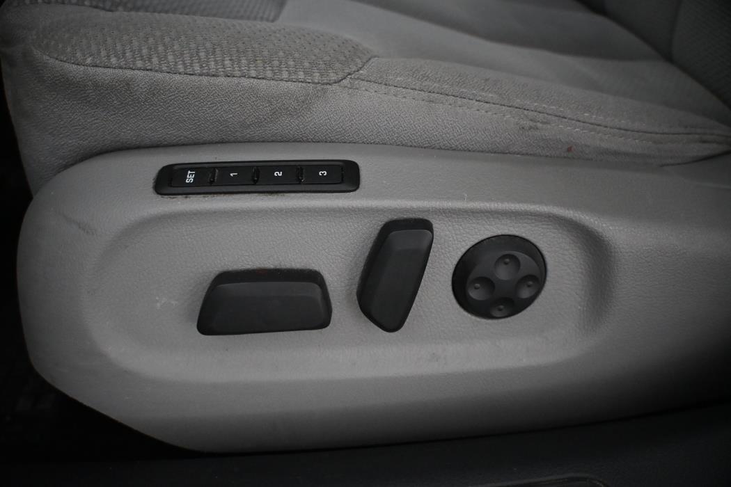 VOLKSWAGEN Passat 2010