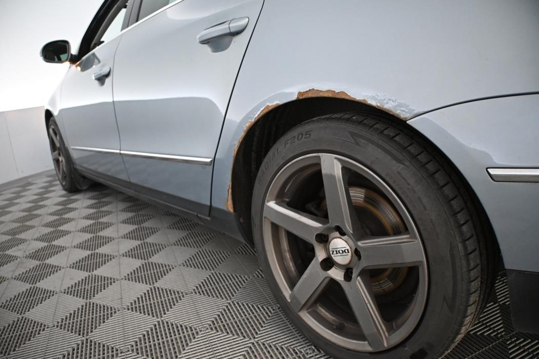VOLKSWAGEN Passat 2010