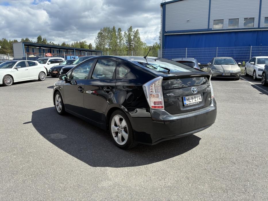 TOYOTA Prius 2010
