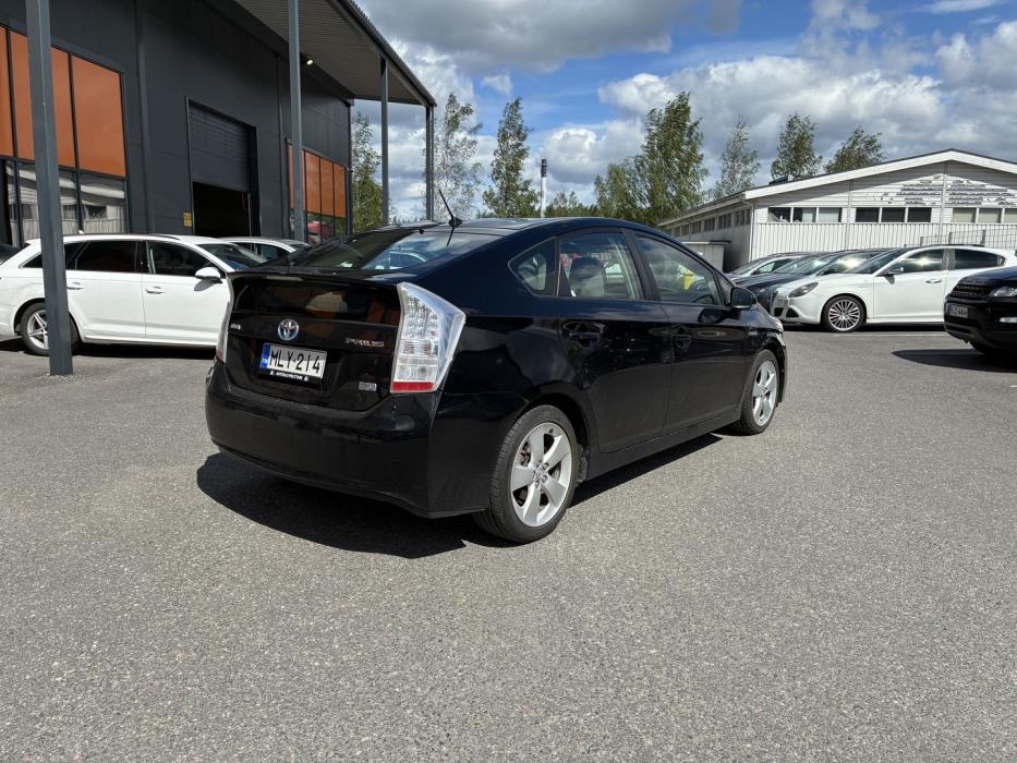 TOYOTA Prius 2010