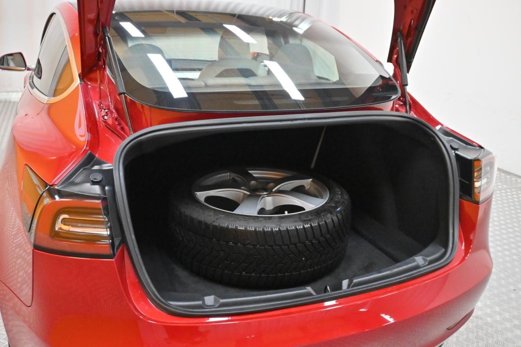 TESLA Model 3 2019