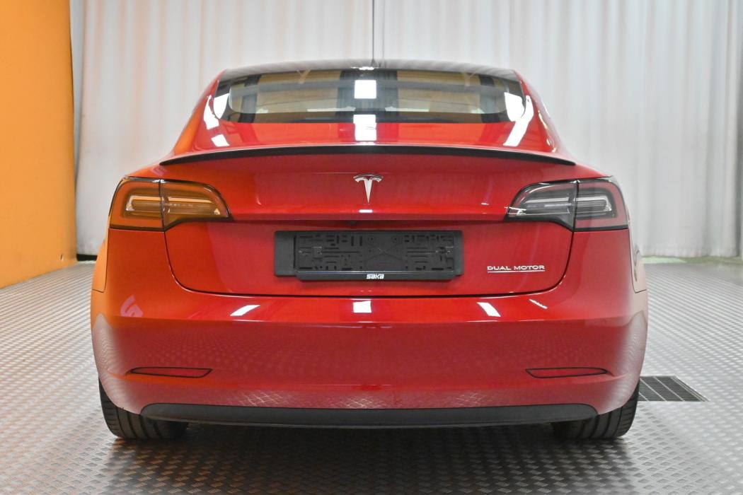 TESLA Model 3 2019