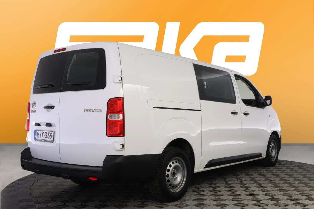 TOYOTA Proace 2021