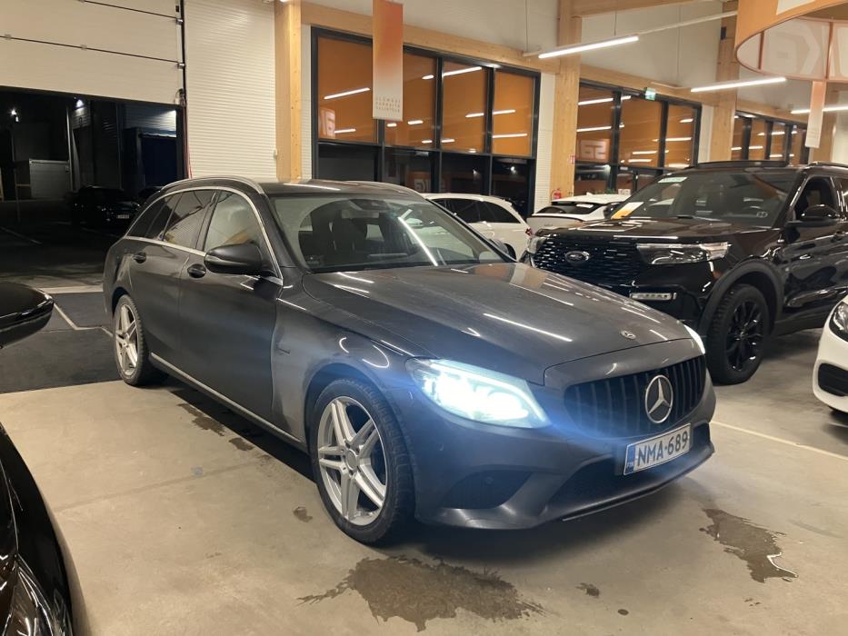 MERCEDES-BENZ C 2020