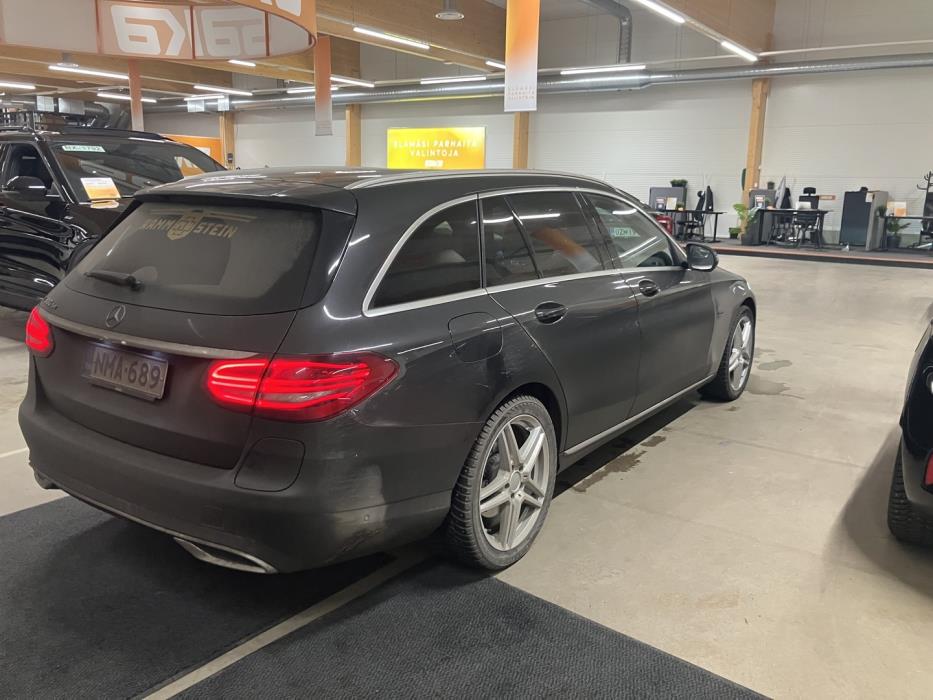 MERCEDES-BENZ C 2020