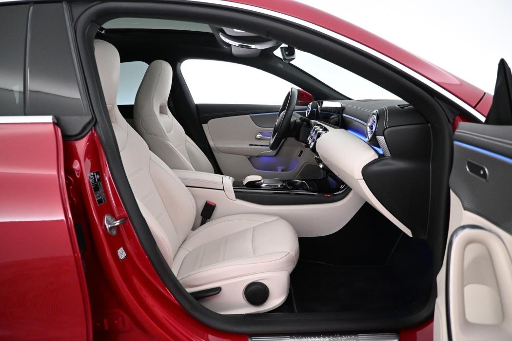 MERCEDES-BENZ CLA 2022