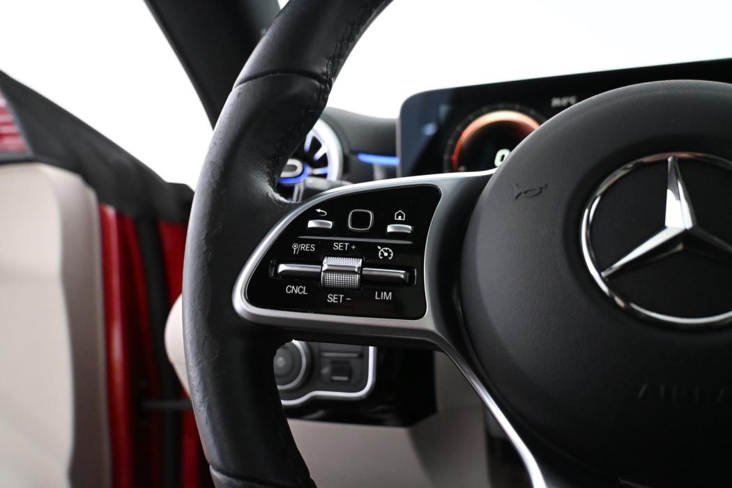 MERCEDES-BENZ CLA 2022