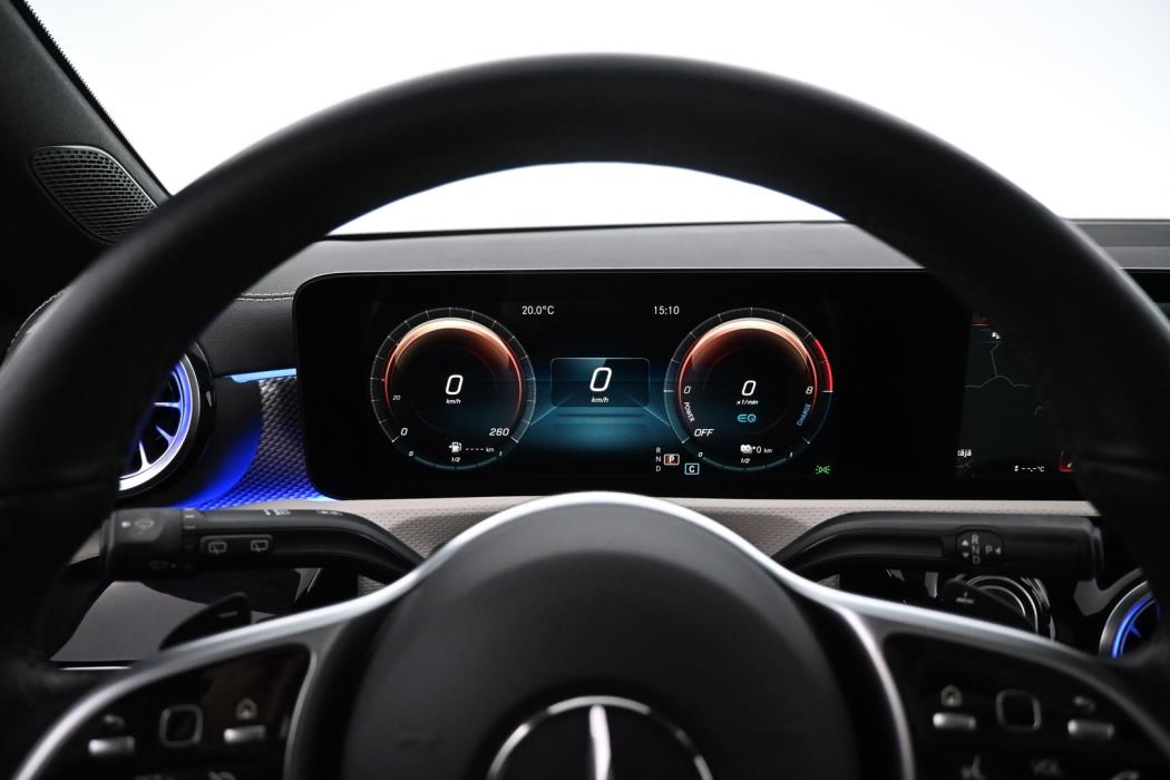 MERCEDES-BENZ CLA 2022