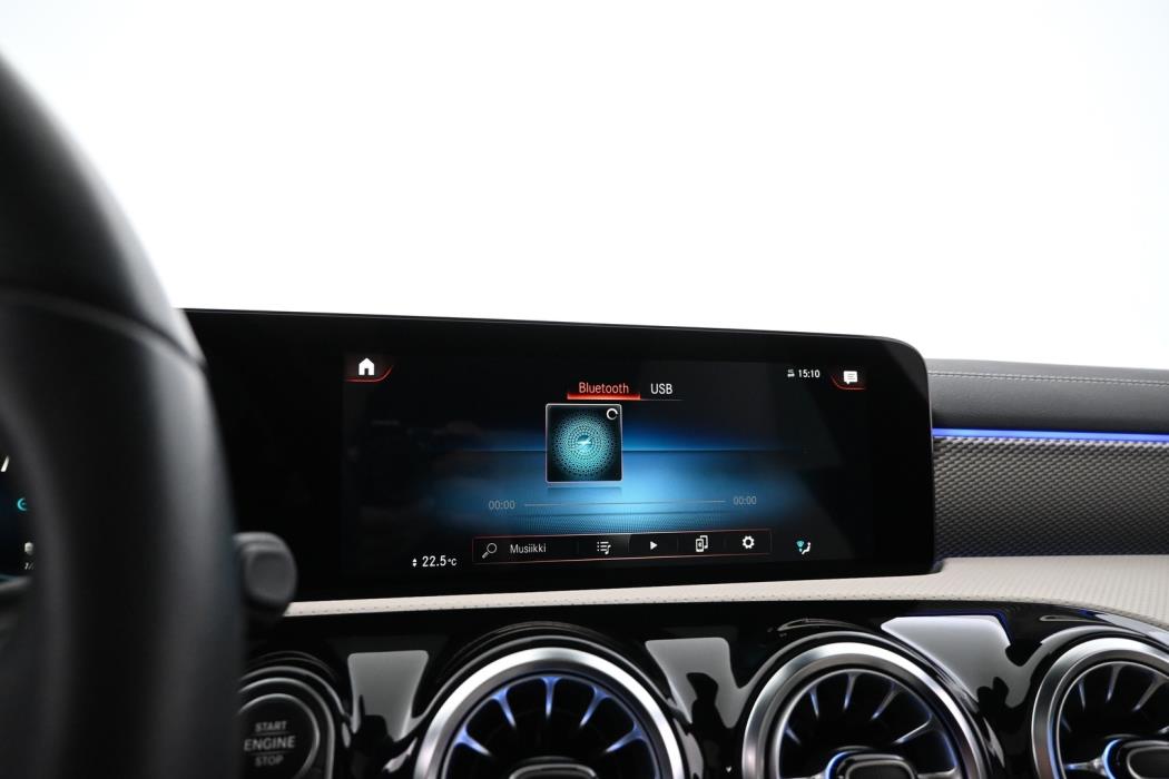 MERCEDES-BENZ CLA 2022